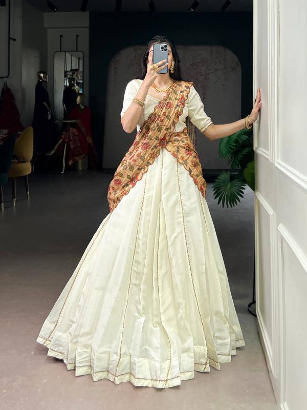 LNB 1035 OWT Crush Wholesale lehenga choli shops in Pune